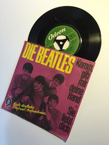 The Beatles a rare 7 inch single sung in German